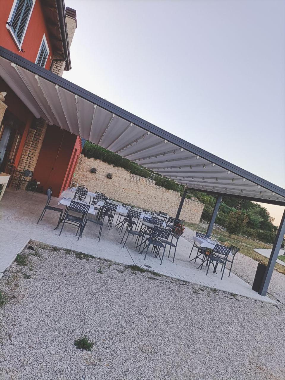 Hostal Le Terre Del Sacramento Guardialfiera Exterior foto